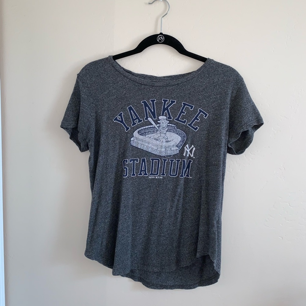 Yankees stadium shirt